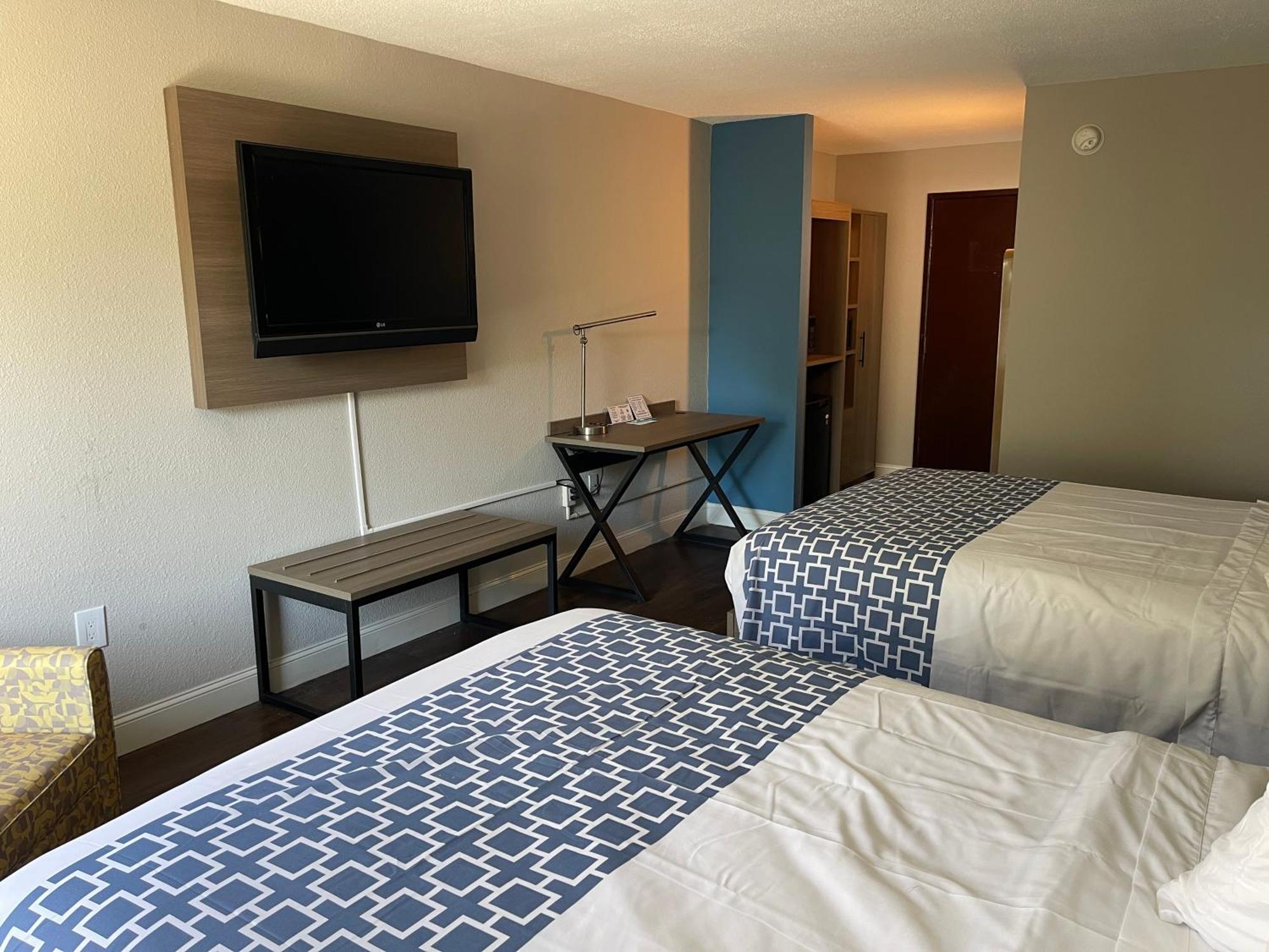 Rodeway Inn Columbia Buitenkant foto