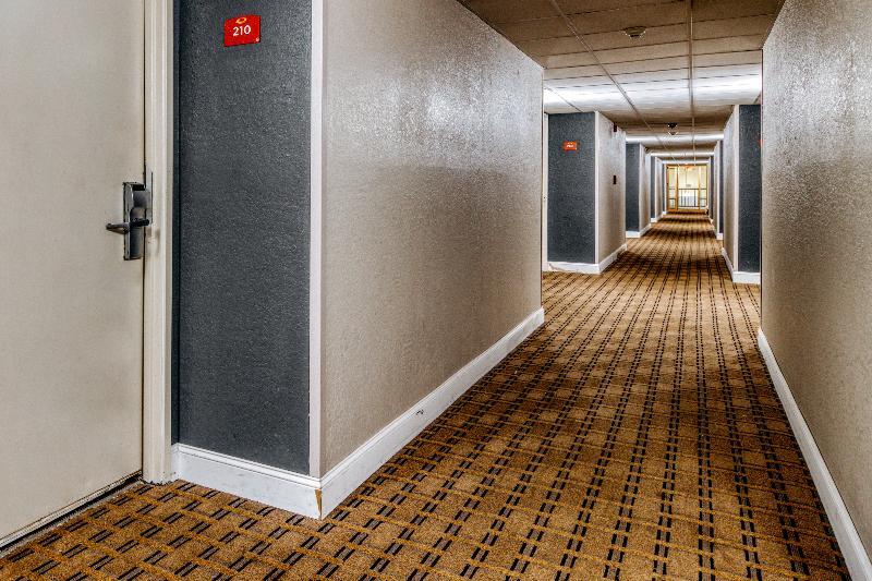 Rodeway Inn Columbia Buitenkant foto